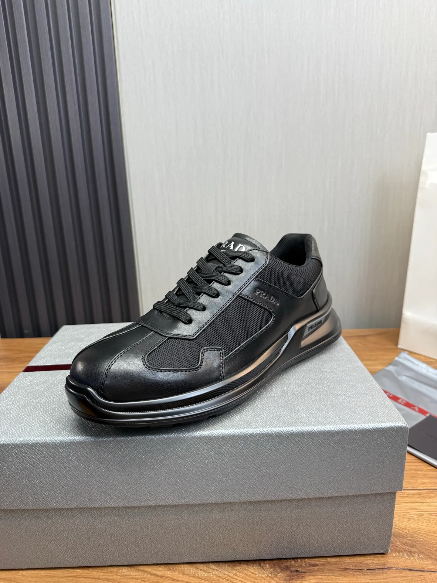Men's shoes 💰600💰 [PRADA] Popular men's shoes shipped 👏Official website synchronized ⬆️Original cowhide fabric + cowhide lining, 1⃣️:1⃣️reproduction, original sole, 38-45 (45. Customized, non-refundable)